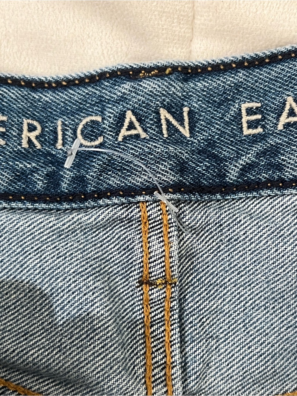 NWOT American Eagle Baggy Jort | Denim Light Faded Washed | Size 34 - Picture 12 of 13